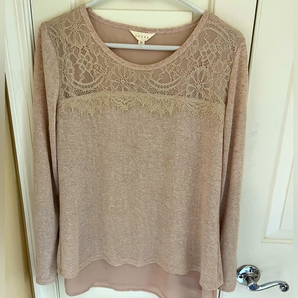 Adiva Sweaters - Adiva Beautiful split-back mixed media blouse in antique rose w/lace det…